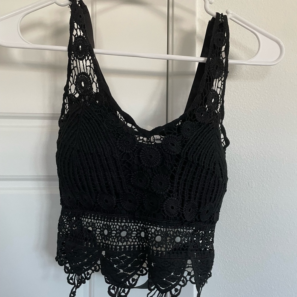 Brand new crop top with opened elastic back